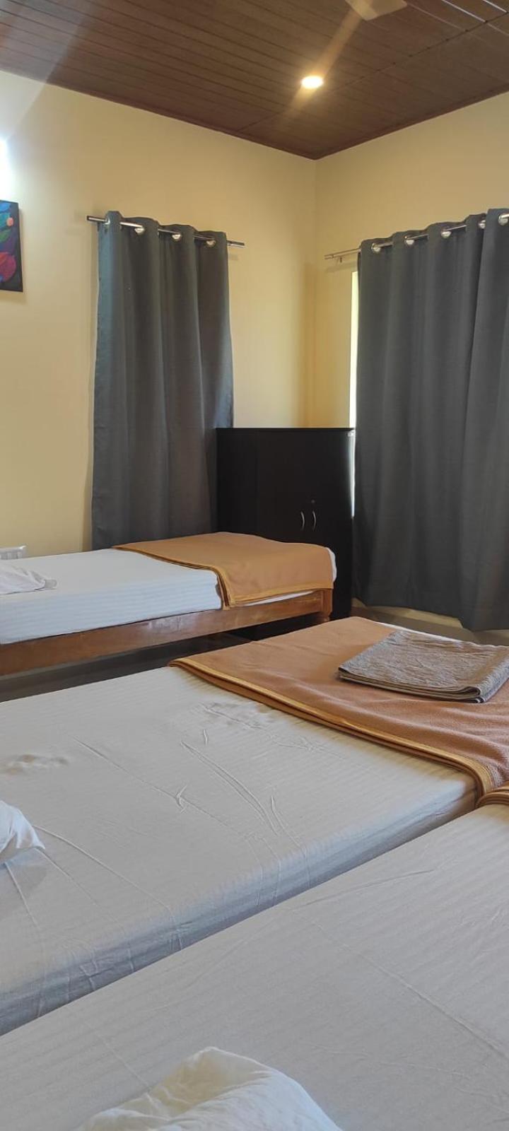 5 Mile Beach Resort Kumta Екстер'єр фото