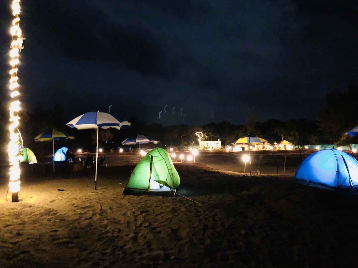 5 Mile Beach Resort Kumta Екстер'єр фото